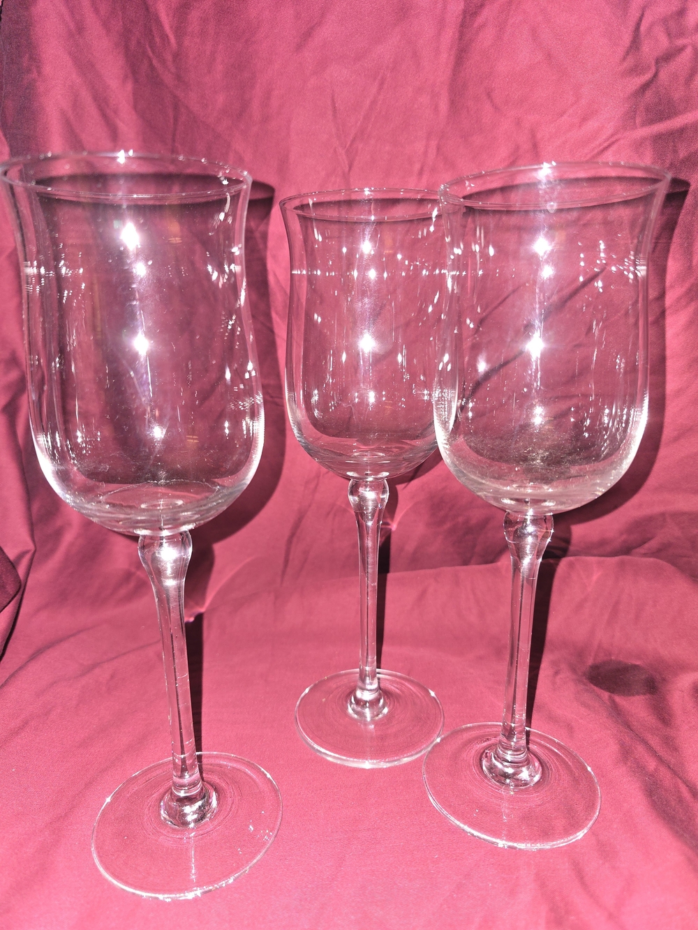 Clear Glass Wine Glasses - Set of 3